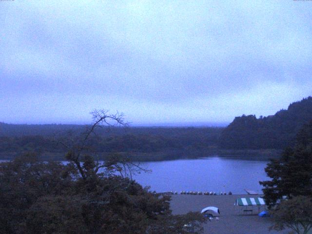 精進湖からの富士山