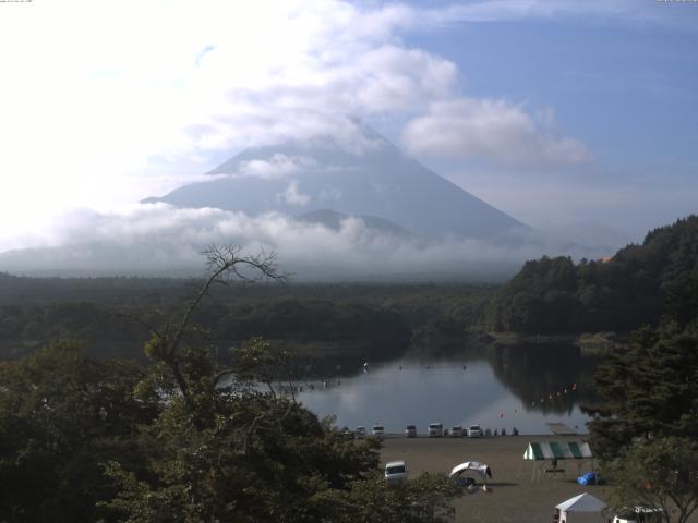 精進湖からの富士山