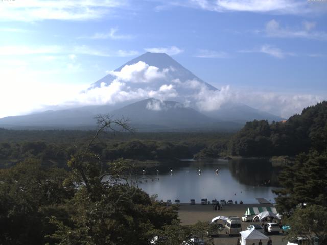 精進湖からの富士山