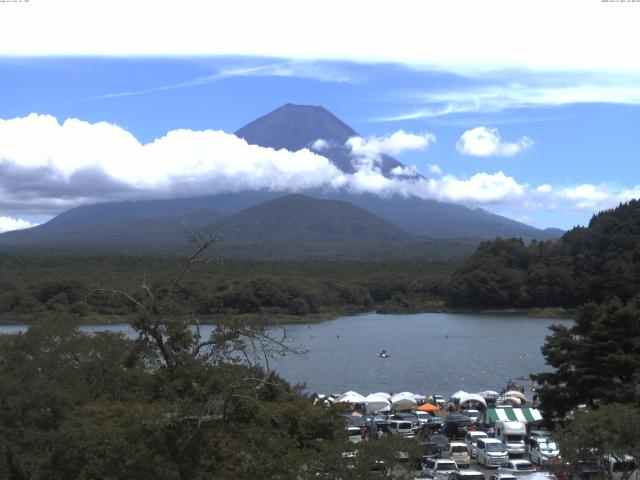 精進湖からの富士山