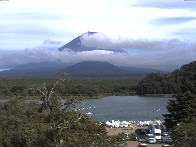 精進湖からの富士山