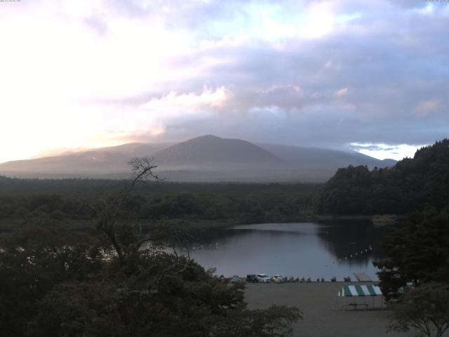精進湖からの富士山