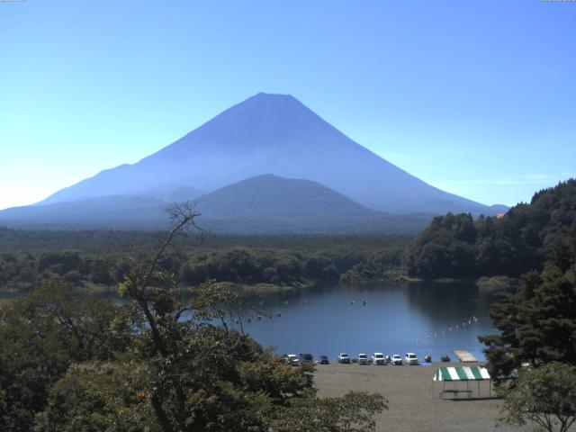 精進湖からの富士山