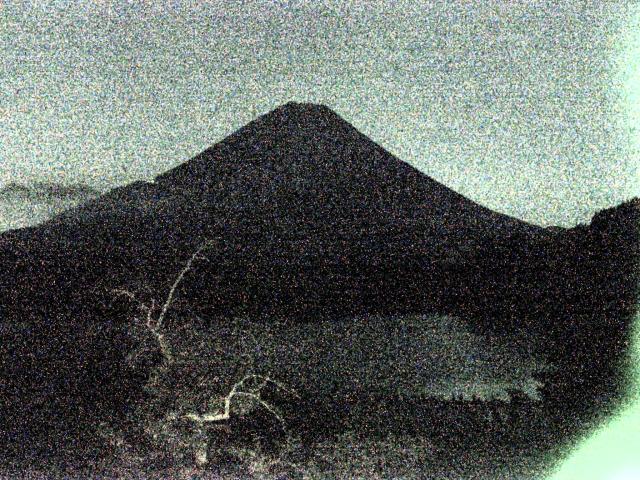 精進湖からの富士山