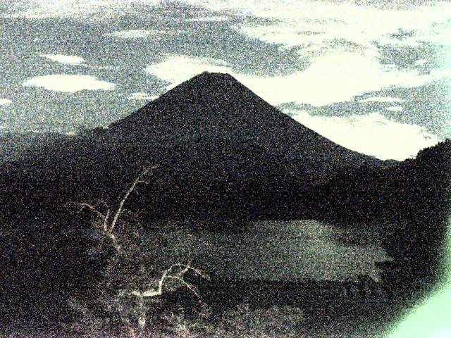 精進湖からの富士山