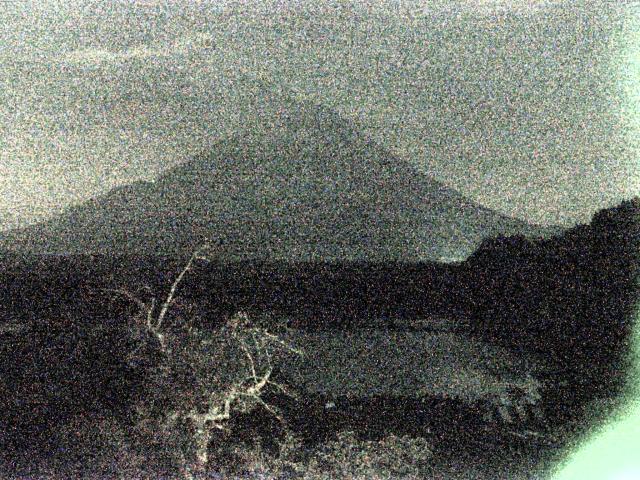 精進湖からの富士山