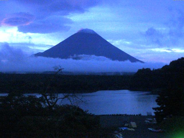 精進湖からの富士山