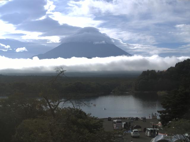 精進湖からの富士山