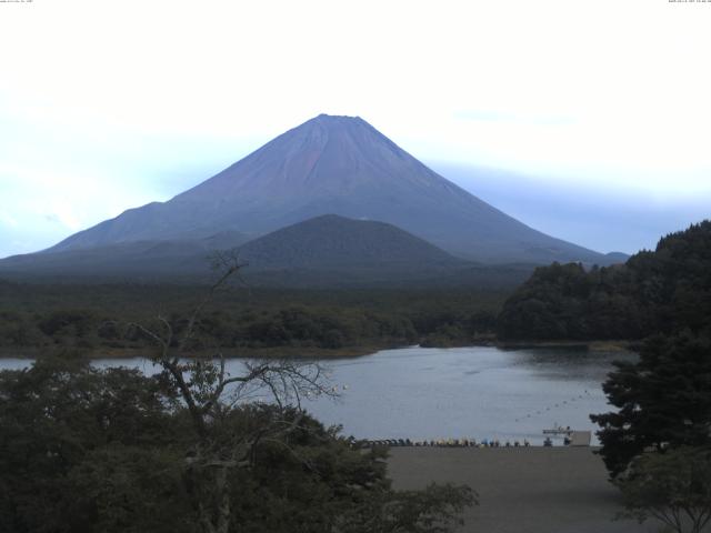 精進湖からの富士山