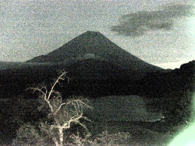 精進湖からの富士山