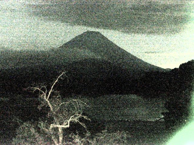 精進湖からの富士山