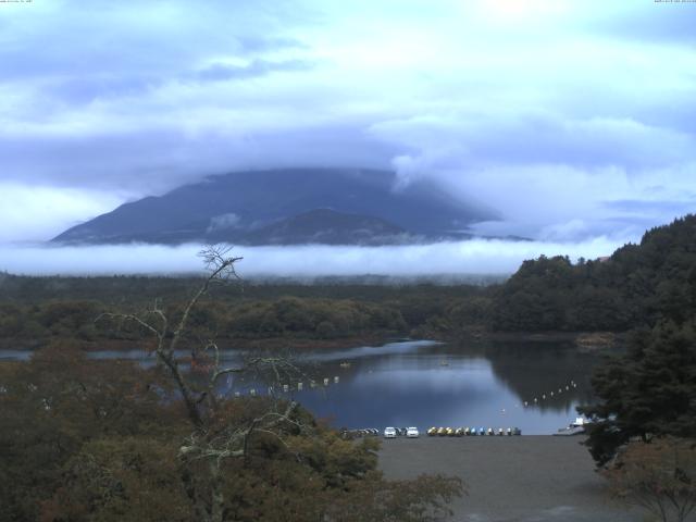 精進湖からの富士山