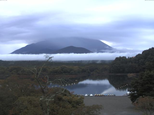 精進湖からの富士山