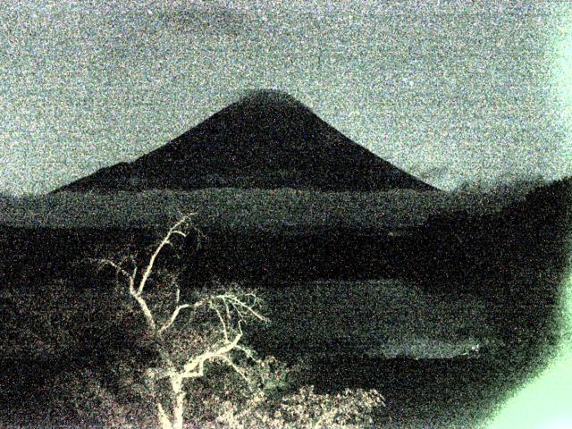 精進湖からの富士山