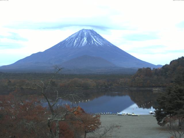 精進湖からの富士山