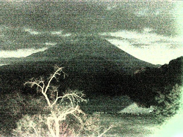 精進湖からの富士山