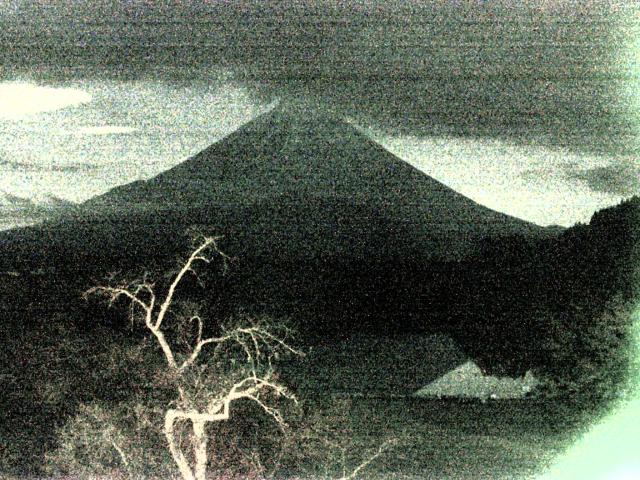 精進湖からの富士山