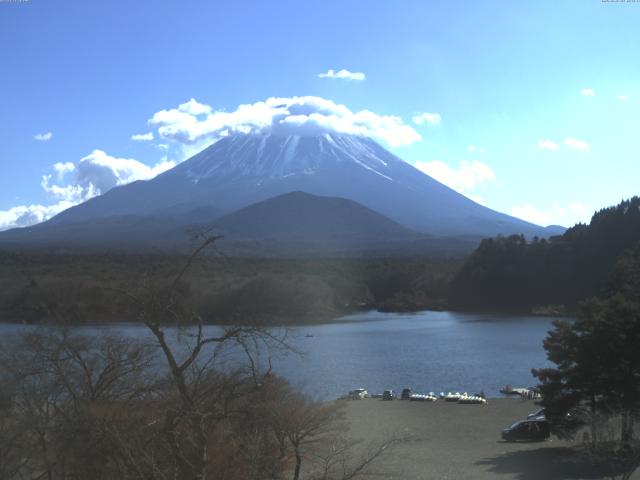 精進湖からの富士山