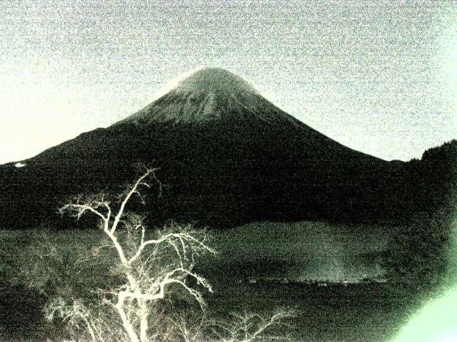 精進湖からの富士山