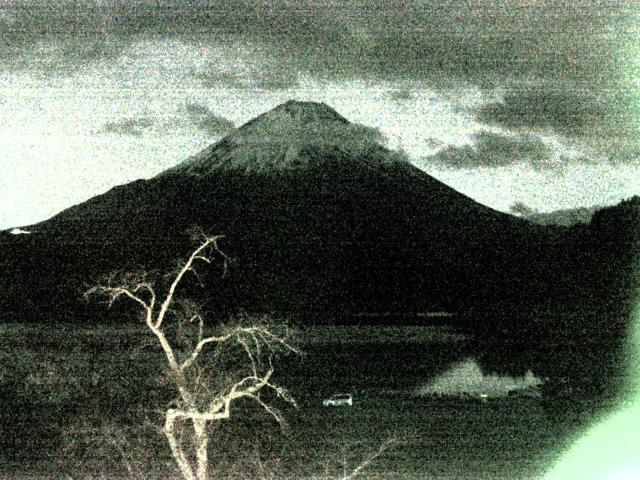 精進湖からの富士山