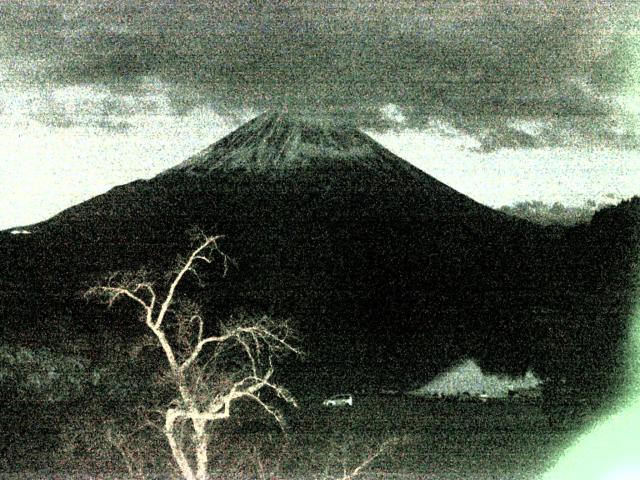 精進湖からの富士山