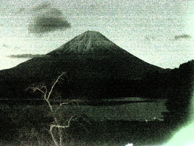 精進湖からの富士山