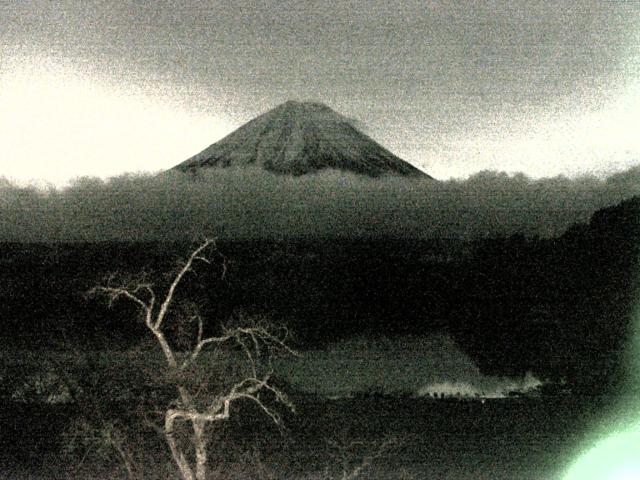 精進湖からの富士山