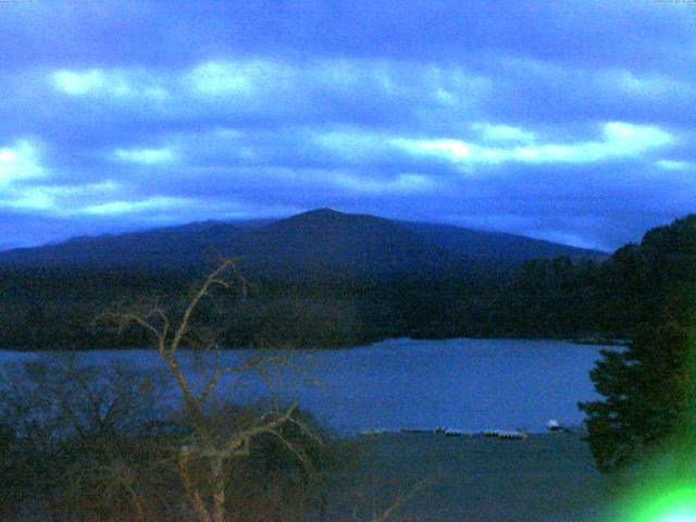 精進湖からの富士山