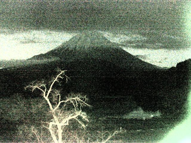 精進湖からの富士山