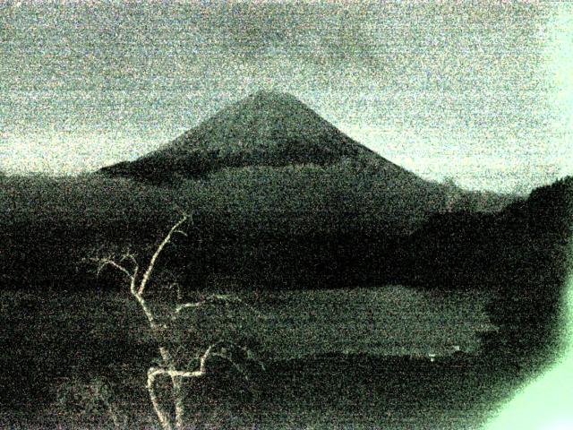 精進湖からの富士山