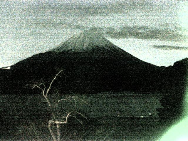 精進湖からの富士山