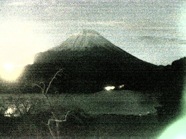 精進湖からの富士山