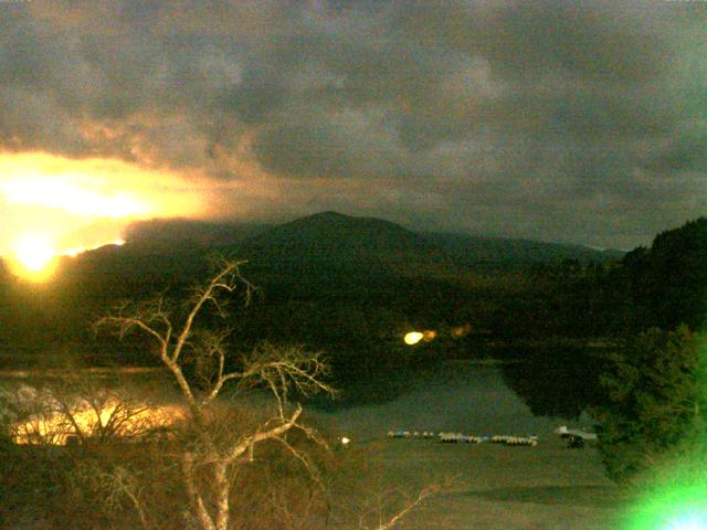 精進湖からの富士山