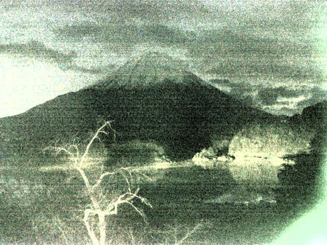 精進湖からの富士山