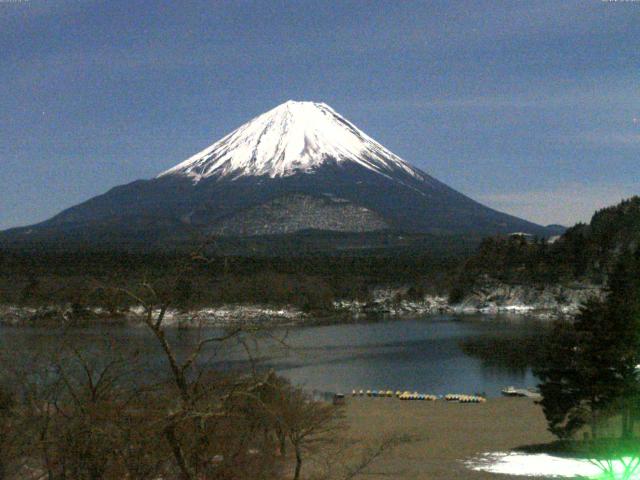 精進湖からの富士山