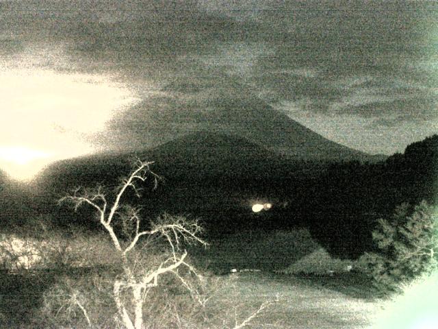 精進湖からの富士山
