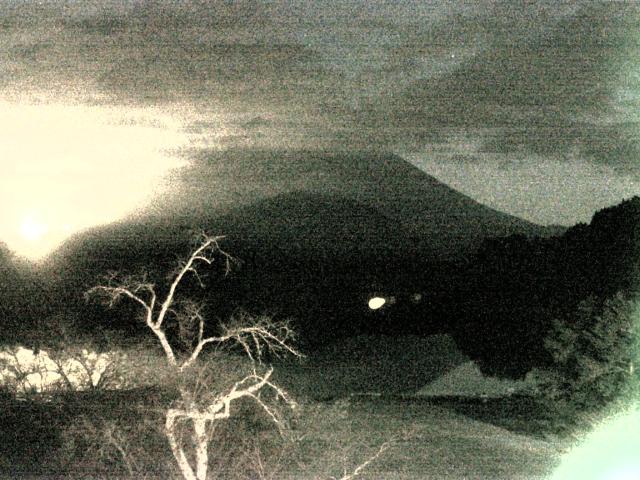 精進湖からの富士山