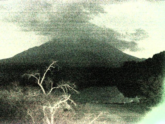 精進湖からの富士山