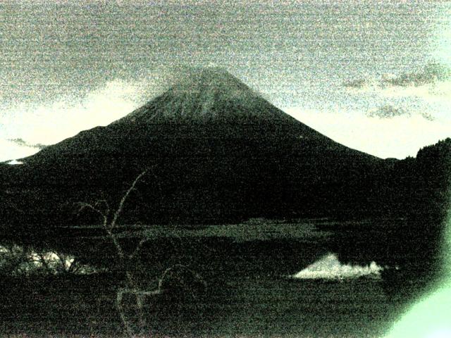 精進湖からの富士山