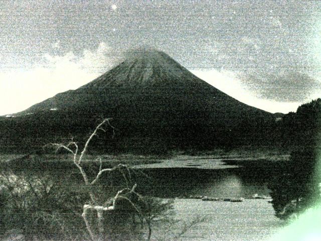 精進湖からの富士山