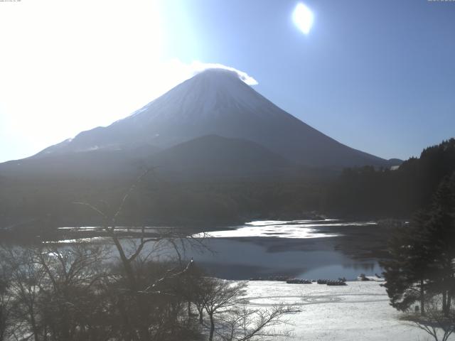 精進湖からの富士山