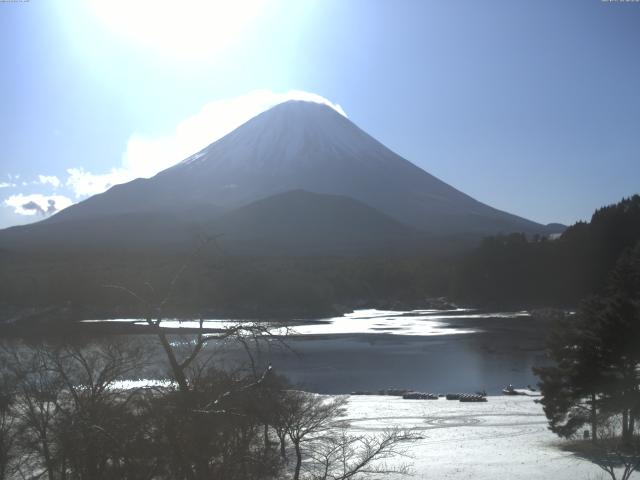 精進湖からの富士山