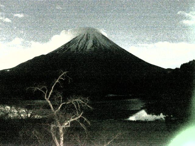 精進湖からの富士山