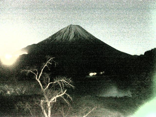 精進湖からの富士山