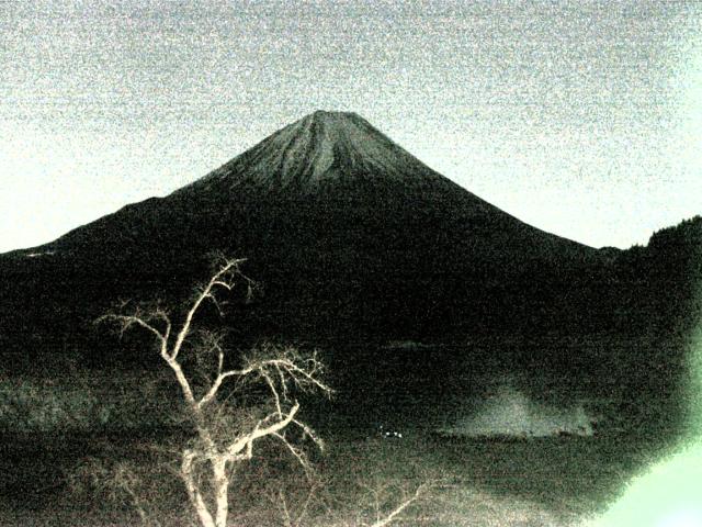 精進湖からの富士山