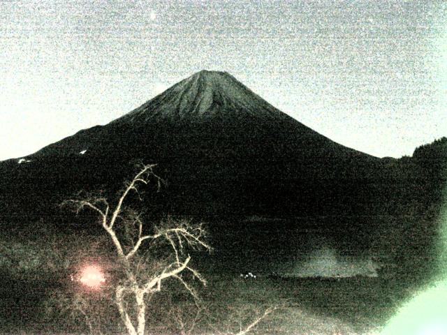 精進湖からの富士山