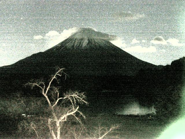精進湖からの富士山