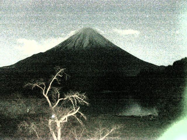 精進湖からの富士山