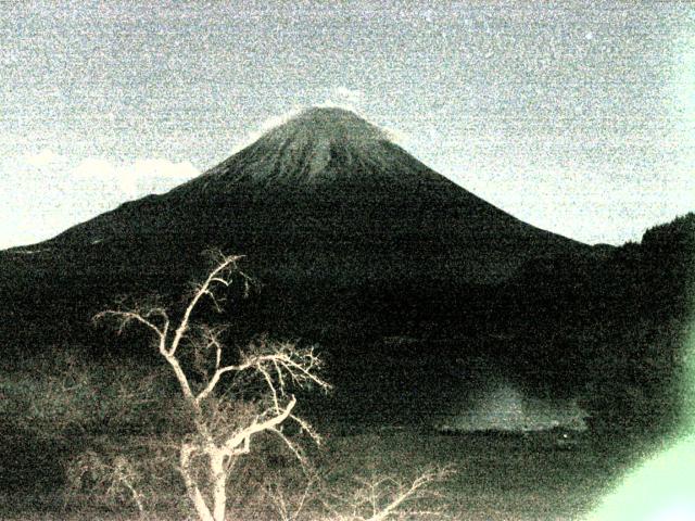 精進湖からの富士山