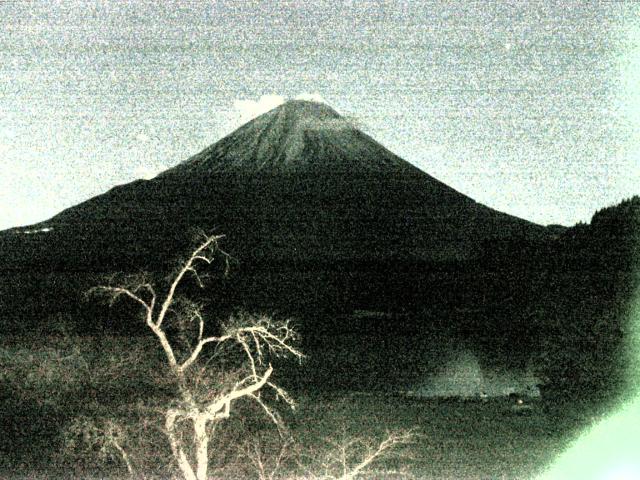精進湖からの富士山